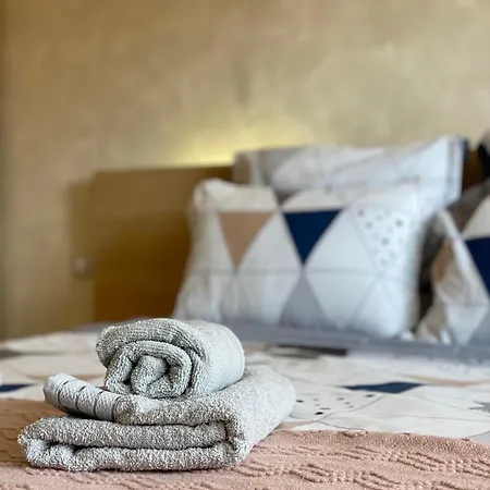 Apartamento Entire For 4 Guests In *