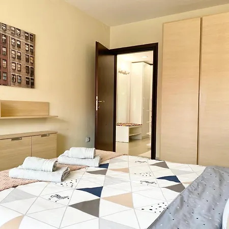 Apartment Entire For 4 Guests In *